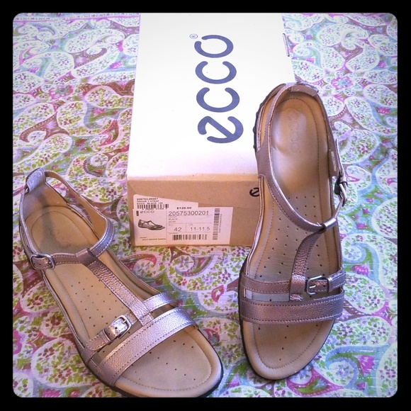 ecco women's groove sandal